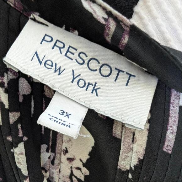 Prescott plus size floral blouse - Picture 6 of 8